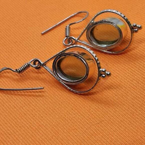 Vintage, Green Amethyst, Stamped .925 Sterling Silver Earrings - Picture 4 of 6